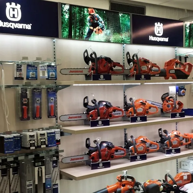 Stolt forhandler av Husqvarna